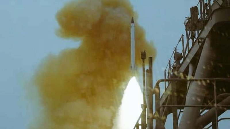 Запуск новой индийской противоракеты морского базирования